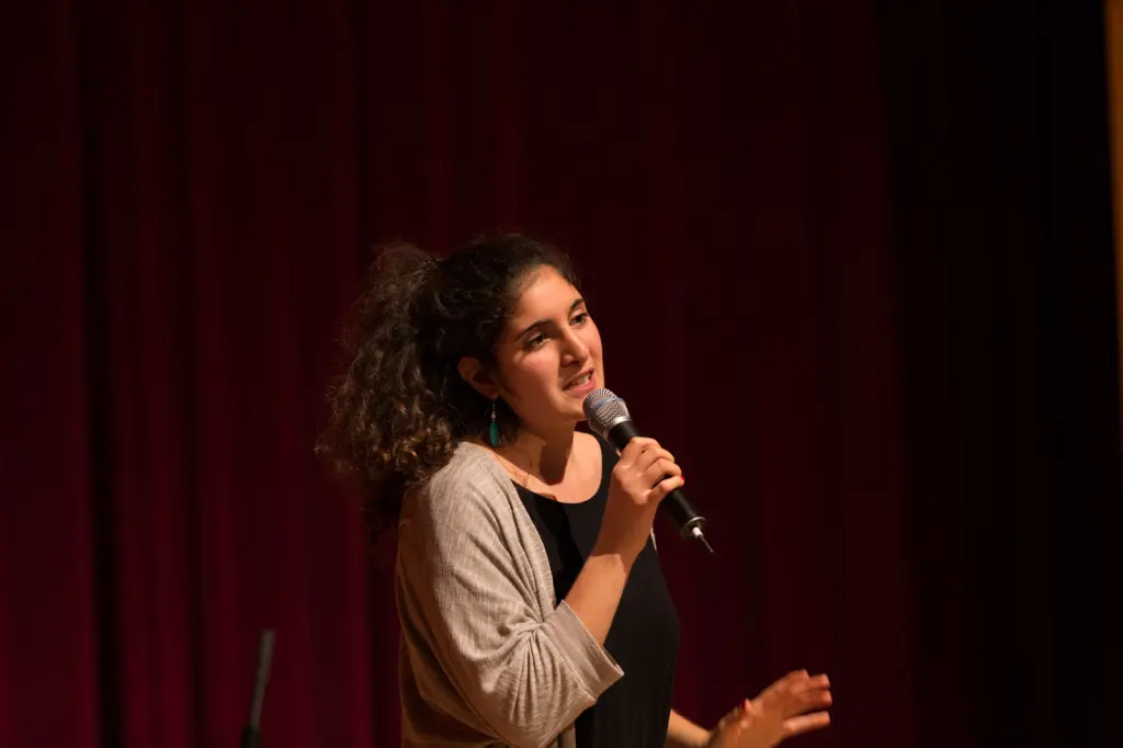 22214133934_33dc9ded22_h