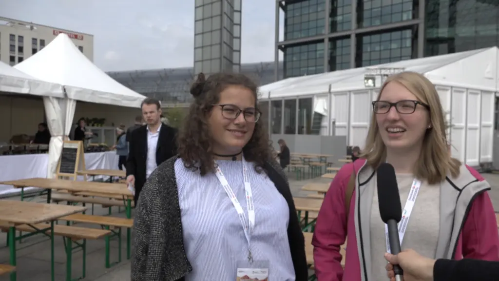 C0005.MP4.14_09_45_19.Standbild002