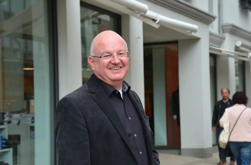 Wolfram Hirt(AFD) in der Reutlinger Innenstadt. Foto: Lilith Grull