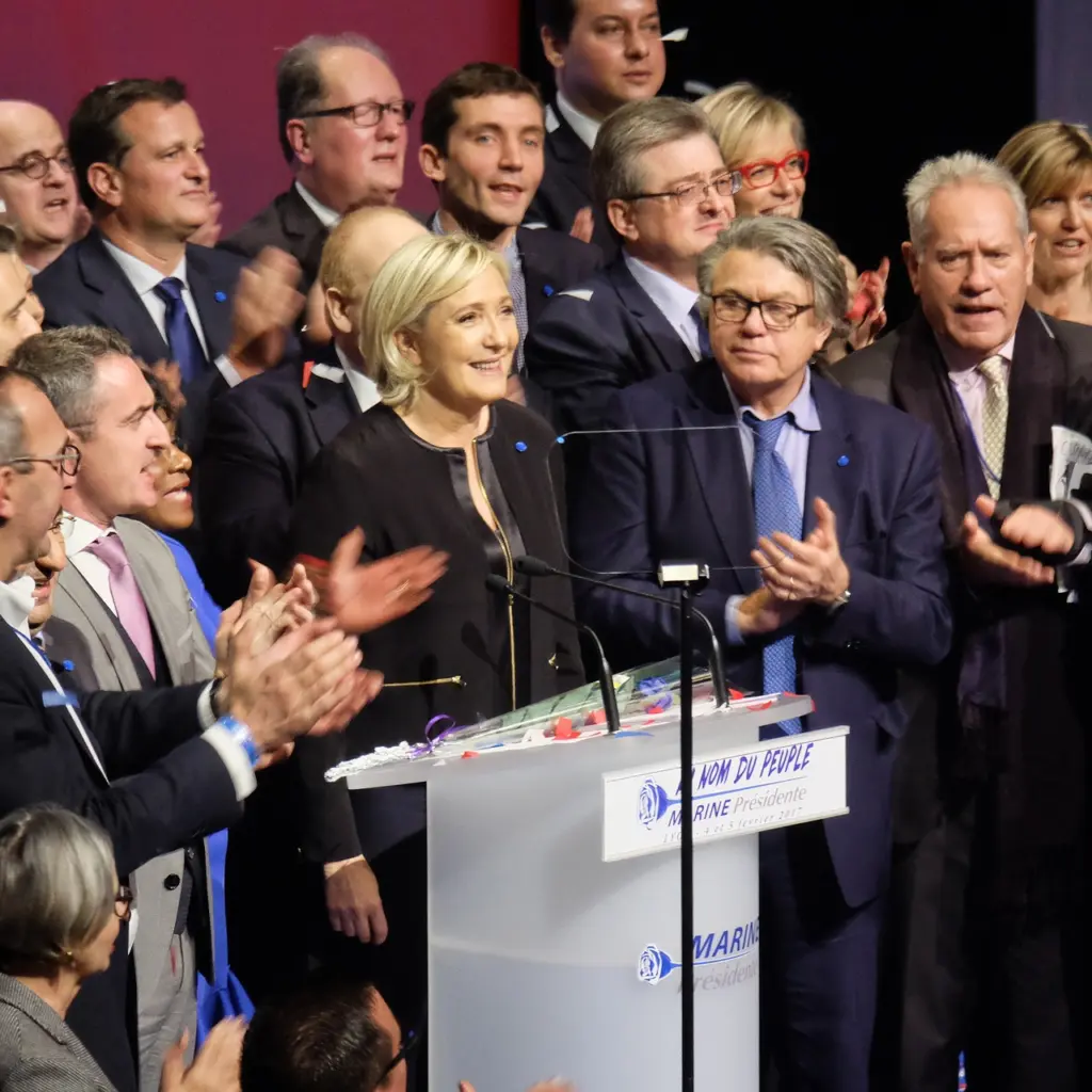 Hat jüngst bekannt gegeben, dass sie den Front National in "Rassemblement National" umbenennen will: Marine Le Pen. / Foto: gregroose (Pixabay / CC0)