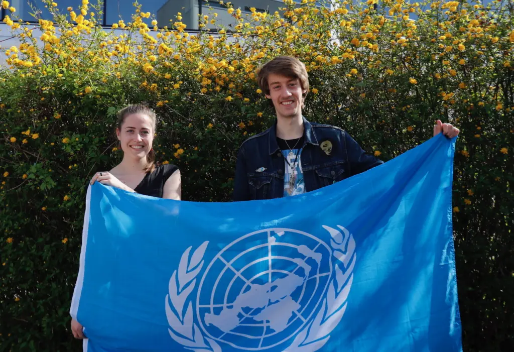 Lukas Antonia Flagge_Querformat - 1