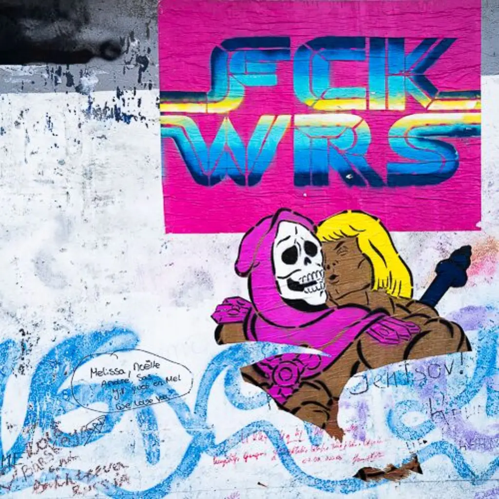 Ein Graffiti gegen Krieg.