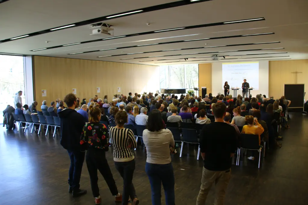 9EF85F87-99EE-4852-8E41-B9C8E9ED2D43