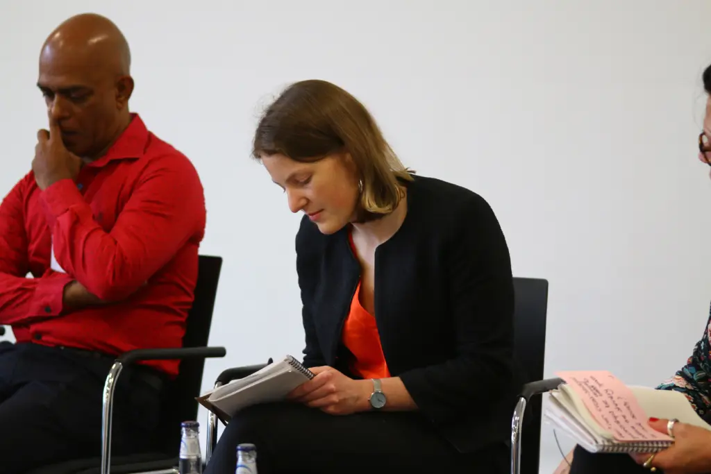 11342CD8-3090-46D8-8D0F-6A79D97C4906