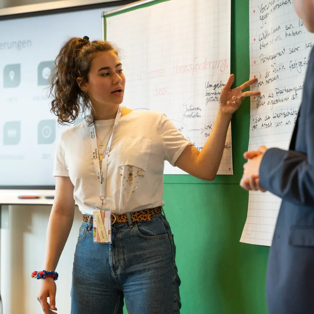 32880310127_7aa7019550_b