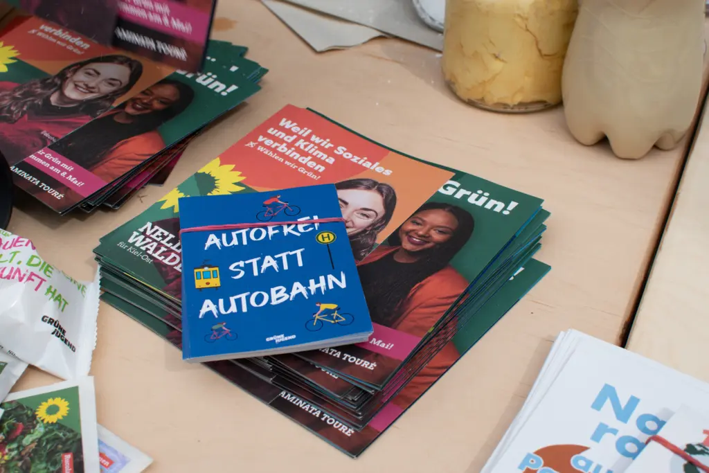 Flyer sind das einfachste Mittel, um Werbung für seine Partei zu machen. Aber auch das beste?