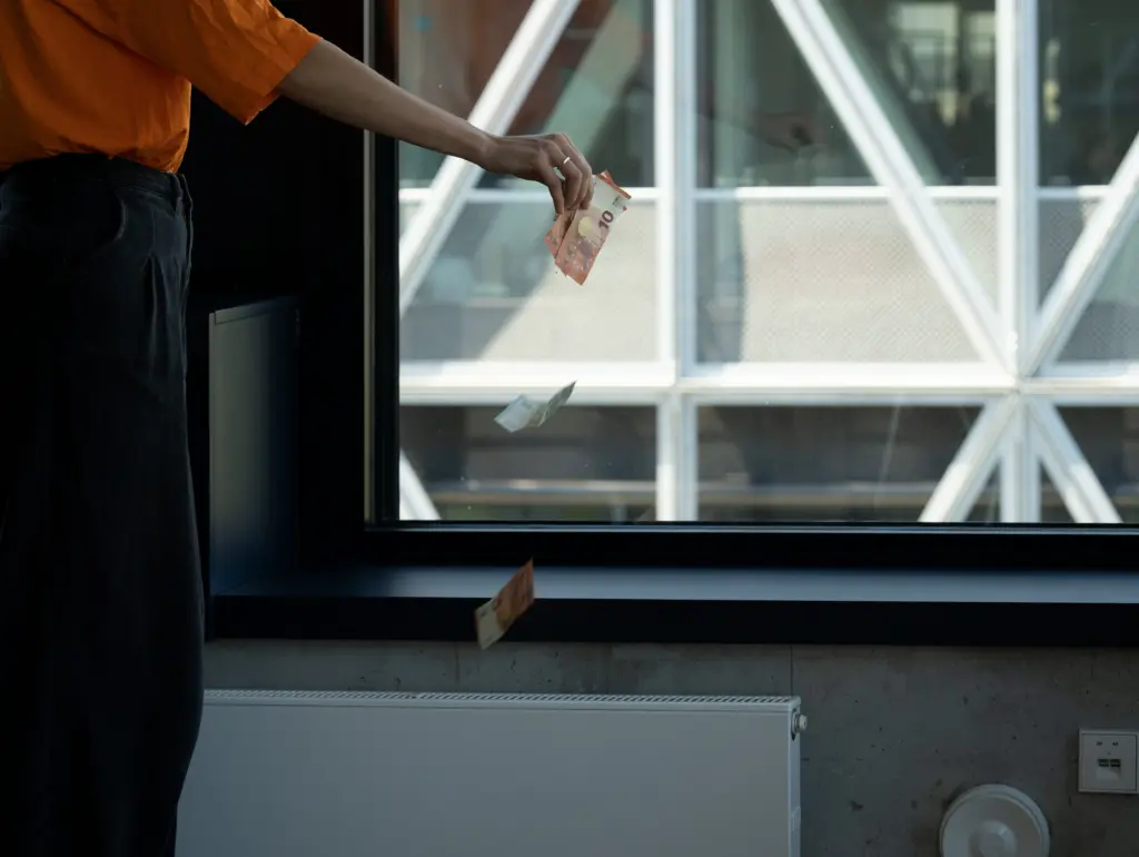 Vor allem für Personen, die von Armut betroffen sind, stellen steigende Energiekosten eine Herausforderung dar. Foto: Jugendpresse Deutschland / Saad Yaghi.