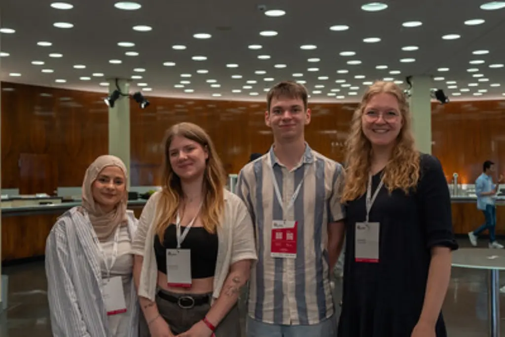 54600255450_47e0b0a05d_w