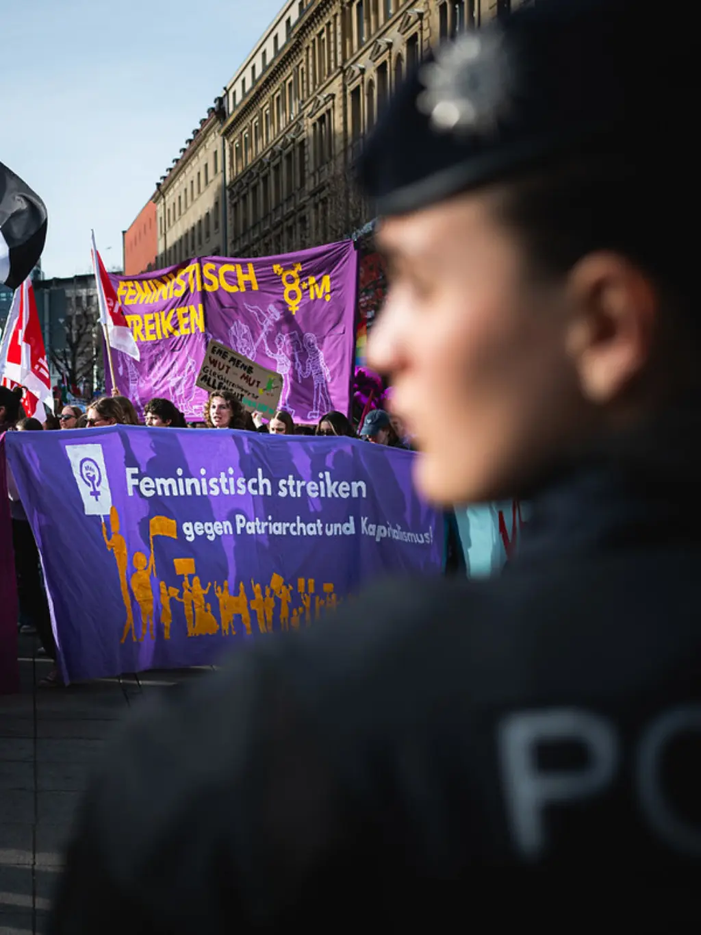 55140019005 c9726868ee c